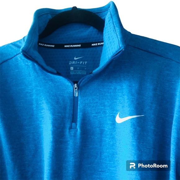 Nike top - Picture 2 of 3